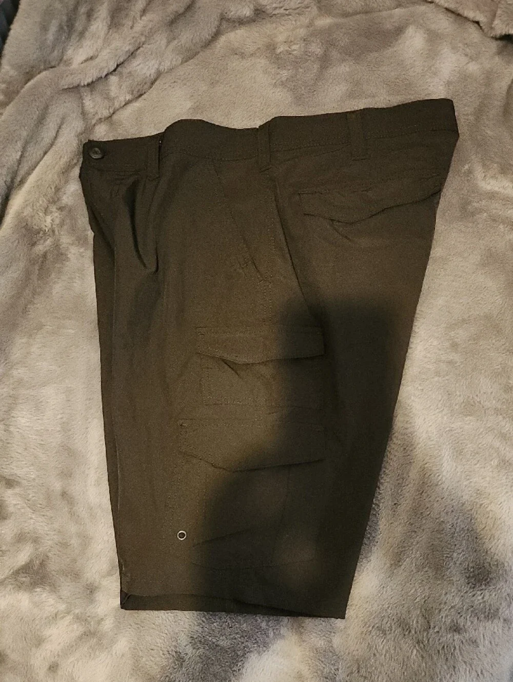 IR0N CO. Men’s Black Cargo Shorts with Utility Pockets
